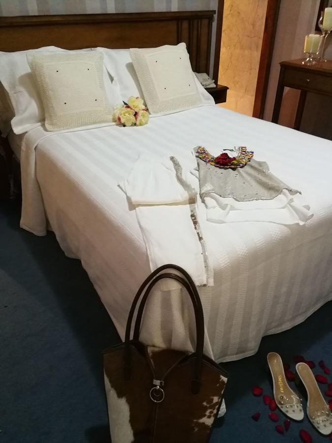 Hotel Irun Буенос Айрес Екстериор снимка